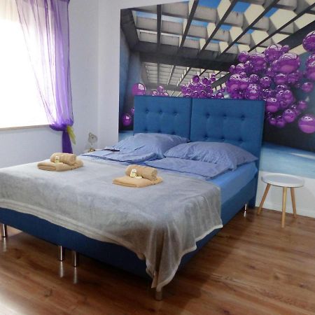 Apartament Kraszewskiego บือตอม ภายนอก รูปภาพ