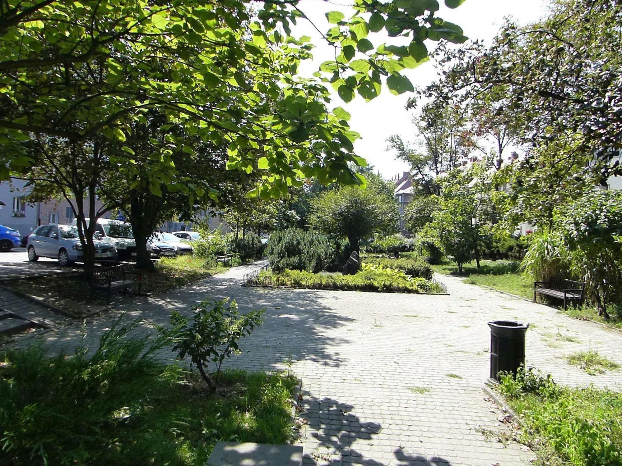 Apartament Kraszewskiego บือตอม ภายนอก รูปภาพ