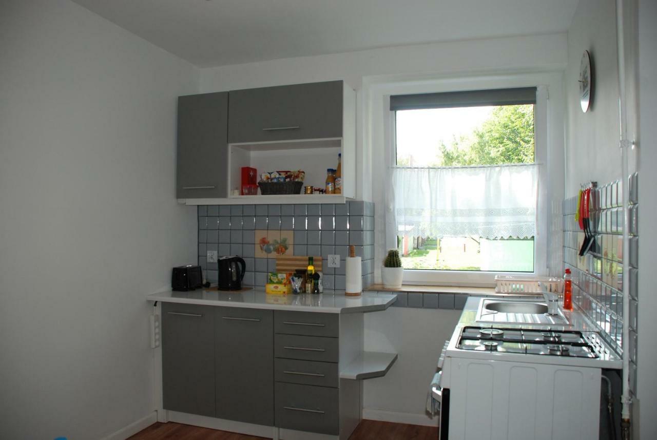 Apartament Kraszewskiego บือตอม ภายนอก รูปภาพ