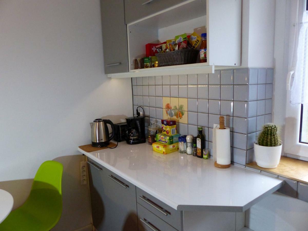 Apartament Kraszewskiego บือตอม ภายนอก รูปภาพ